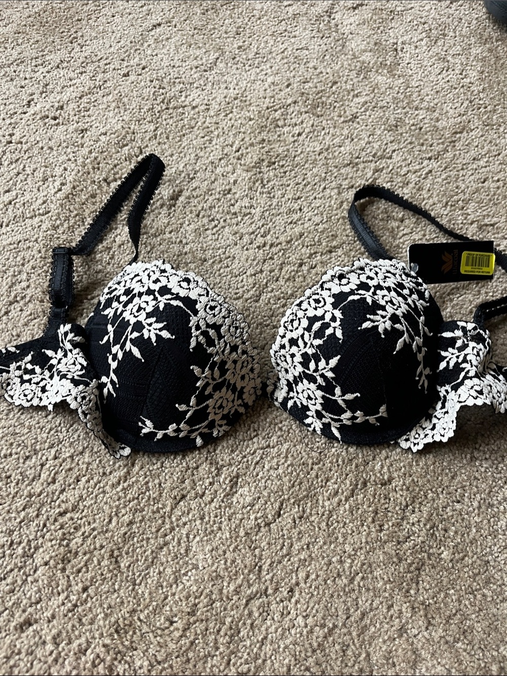 Wacoal Embrace Lace Push Up bra-32C